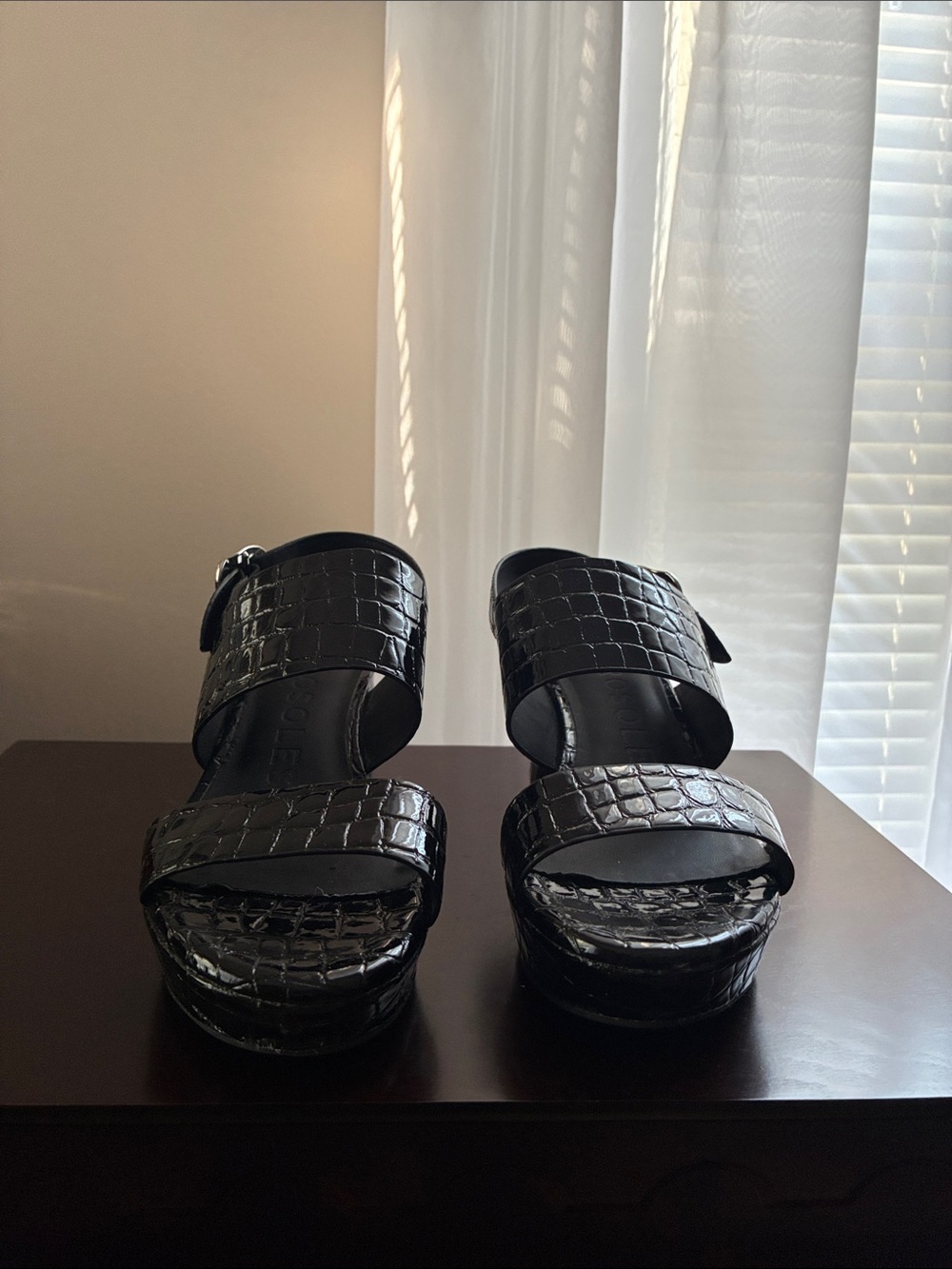 AEROSOLES Black Croc-Embossed Platform Sandals with Chunky Heel - Picture 2 of 5